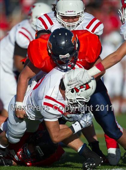 Thumbnail 1 in Mountain Crest vs. East photogallery.