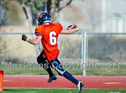 Thumbnail 3 in Mountain Crest vs. East photogallery.