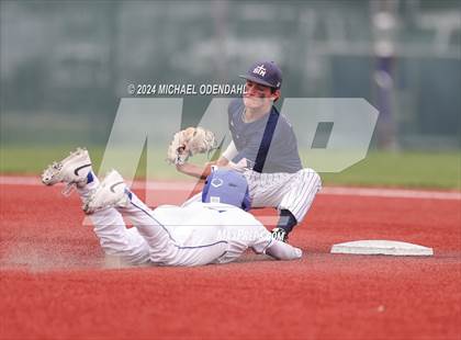 Thumbnail 1 in St. Louis Catholic vs. St. Thomas More (LHSAA Division II Select Semifinal) photogallery.