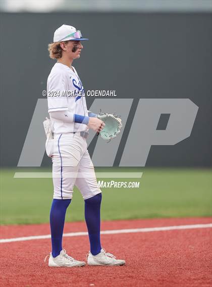 Thumbnail 1 in St. Louis Catholic vs. St. Thomas More (LHSAA Division II Select Semifinal) photogallery.