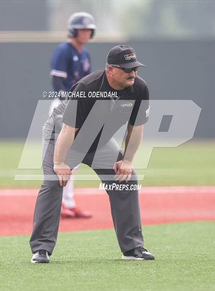 Thumbnail 3 in St. Louis Catholic vs. St. Thomas More (LHSAA Division II Select Semifinal) photogallery.