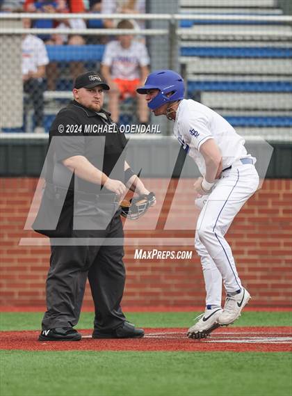 Thumbnail 1 in St. Louis Catholic vs. St. Thomas More (LHSAA Division II Select Semifinal) photogallery.