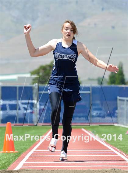 Thumbnail 3 in NIAA Northern Nevada D1 Regional Qualifying Meet photogallery.
