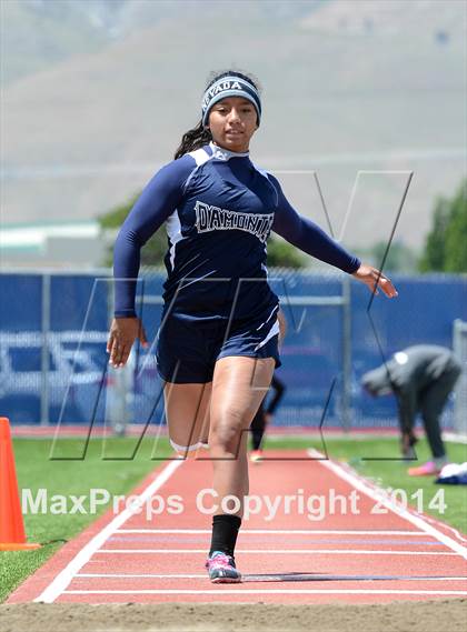 Thumbnail 3 in NIAA Northern Nevada D1 Regional Qualifying Meet photogallery.