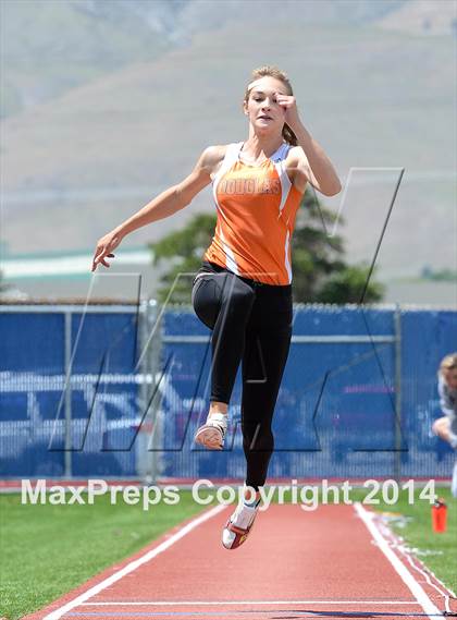 Thumbnail 1 in NIAA Northern Nevada D1 Regional Qualifying Meet photogallery.