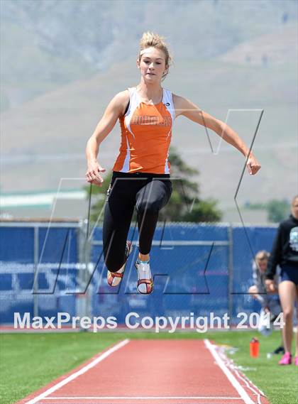 Thumbnail 2 in NIAA Northern Nevada D1 Regional Qualifying Meet photogallery.
