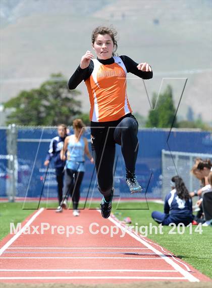 Thumbnail 1 in NIAA Northern Nevada D1 Regional Qualifying Meet photogallery.