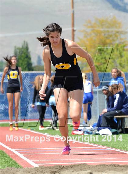 Thumbnail 3 in NIAA Northern Nevada D1 Regional Qualifying Meet photogallery.