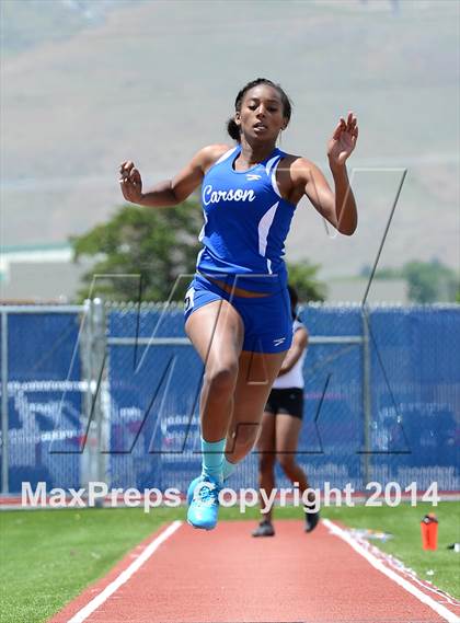 Thumbnail 1 in NIAA Northern Nevada D1 Regional Qualifying Meet photogallery.