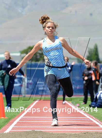 Thumbnail 1 in NIAA Northern Nevada D1 Regional Qualifying Meet photogallery.
