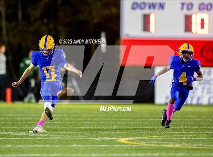 Thumbnail 3 in Webb @ Boyd-Buchanan photogallery.