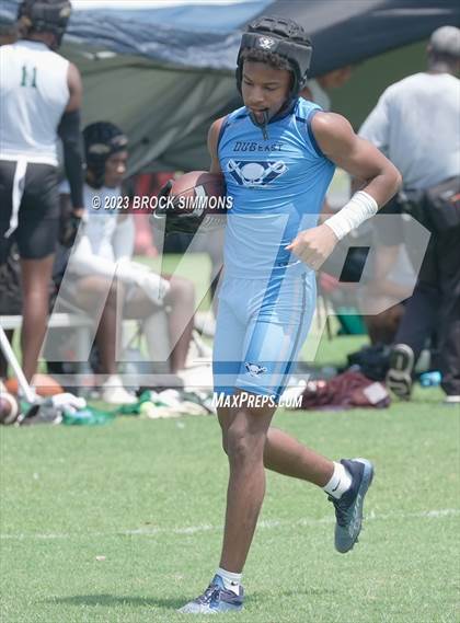 Thumbnail 3 in Wylie East vs Lamar (Texas State 7 on 7) photogallery.
