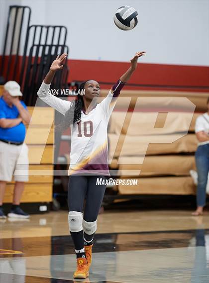 Thumbnail 1 in Las Lomas @ Northgate photogallery.