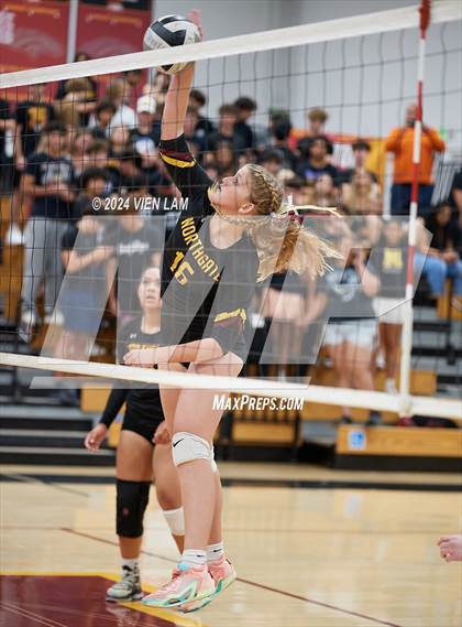 Thumbnail 2 in Las Lomas @ Northgate photogallery.