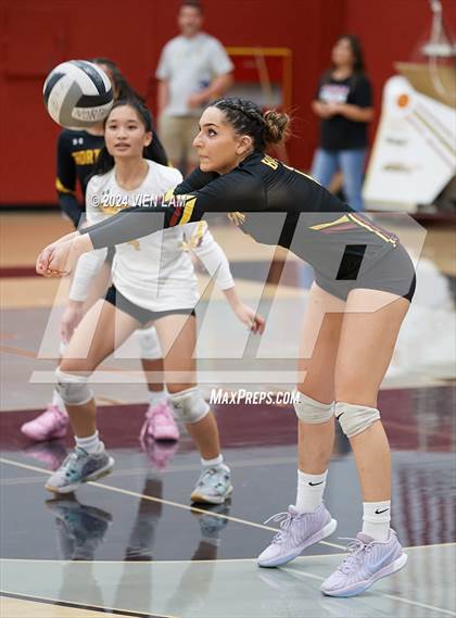 Thumbnail 2 in Las Lomas @ Northgate photogallery.