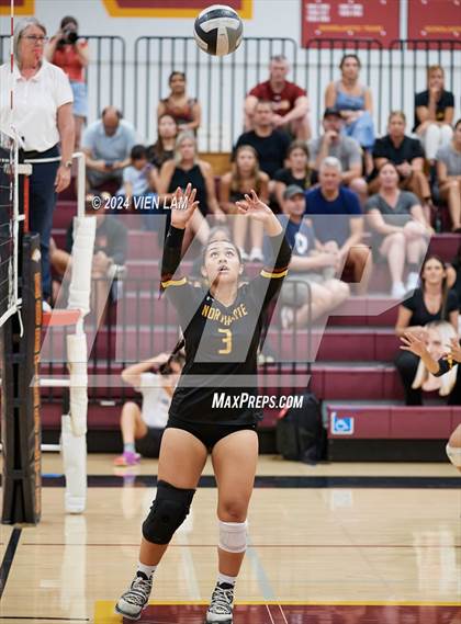 Thumbnail 1 in Las Lomas @ Northgate photogallery.