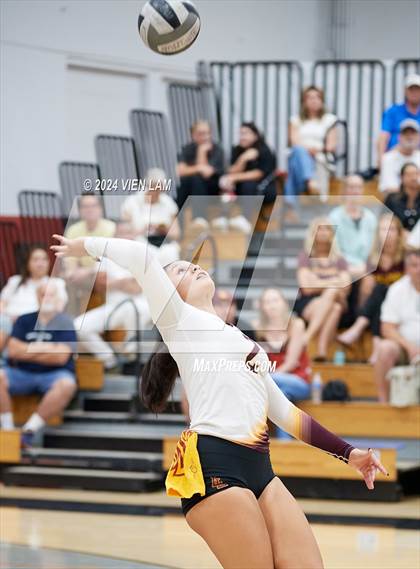 Thumbnail 1 in Las Lomas @ Northgate photogallery.