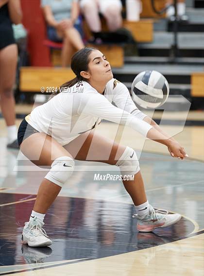 Thumbnail 1 in Las Lomas @ Northgate photogallery.