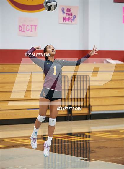 Thumbnail 1 in Las Lomas @ Northgate photogallery.