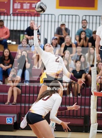 Thumbnail 3 in Las Lomas @ Northgate photogallery.