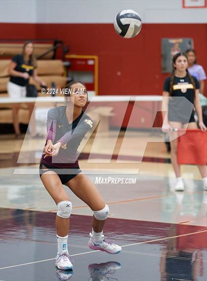 Thumbnail 2 in Las Lomas @ Northgate photogallery.