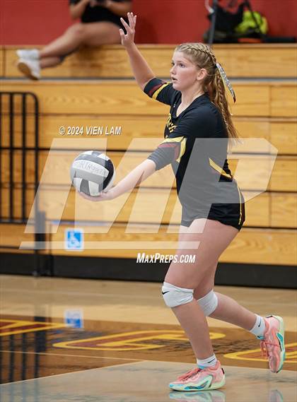 Thumbnail 3 in Las Lomas @ Northgate photogallery.