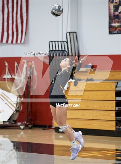 Thumbnail 3 in Las Lomas @ Northgate photogallery.