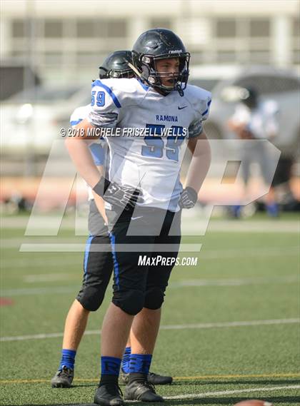 Thumbnail 2 in JV: Point Loma vs Ramona photogallery.
