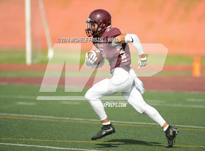 Thumbnail 3 in JV: Point Loma vs Ramona photogallery.