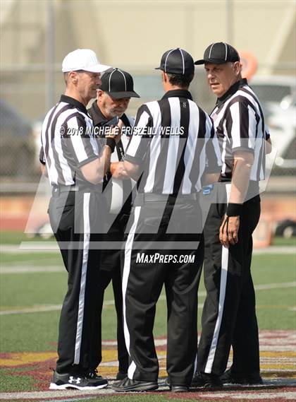 Thumbnail 3 in JV: Point Loma vs Ramona photogallery.