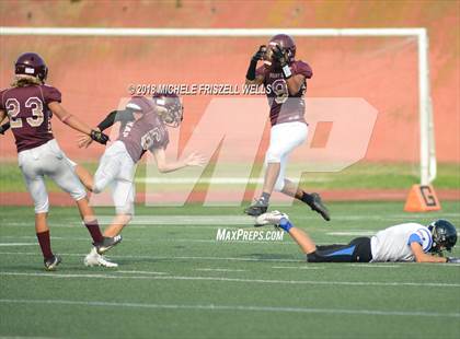 Thumbnail 2 in JV: Point Loma vs Ramona photogallery.