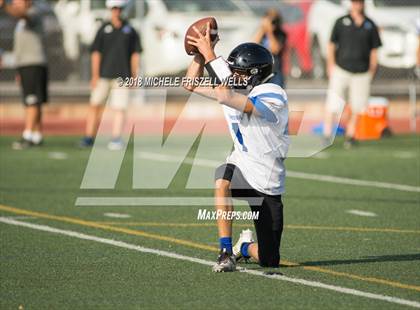 Thumbnail 2 in JV: Point Loma vs Ramona photogallery.
