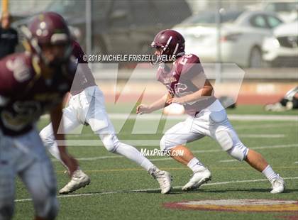Thumbnail 2 in JV: Point Loma vs Ramona photogallery.