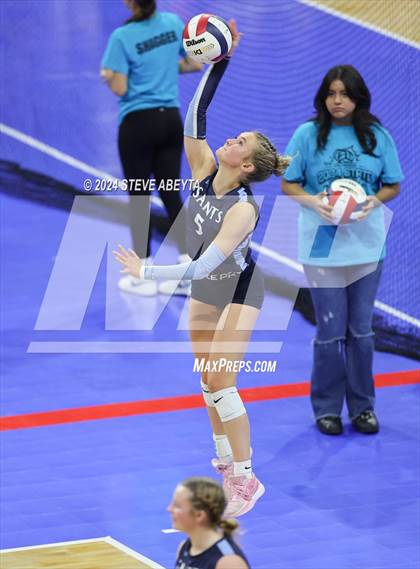 Thumbnail 3 in Rye vs. Vail Christian (CHSAA 2A 1st Round) photogallery.