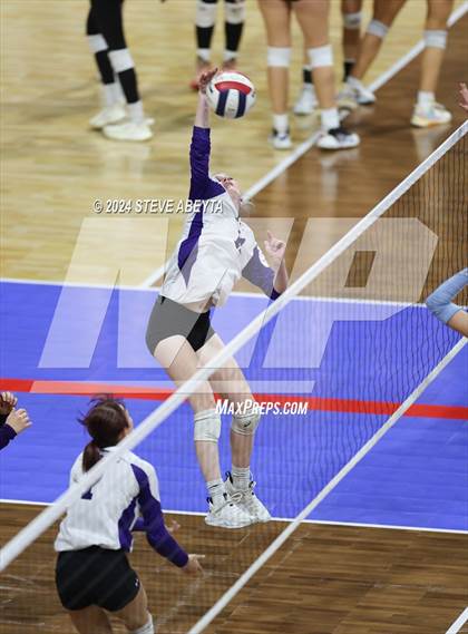 Thumbnail 1 in Rye vs. Vail Christian (CHSAA 2A 1st Round) photogallery.