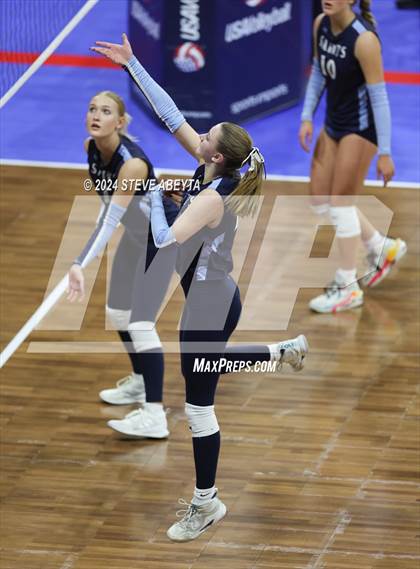 Thumbnail 2 in Rye vs. Vail Christian (CHSAA 2A 1st Round) photogallery.