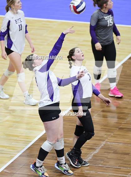 Thumbnail 1 in Rye vs. Vail Christian (CHSAA 2A 1st Round) photogallery.