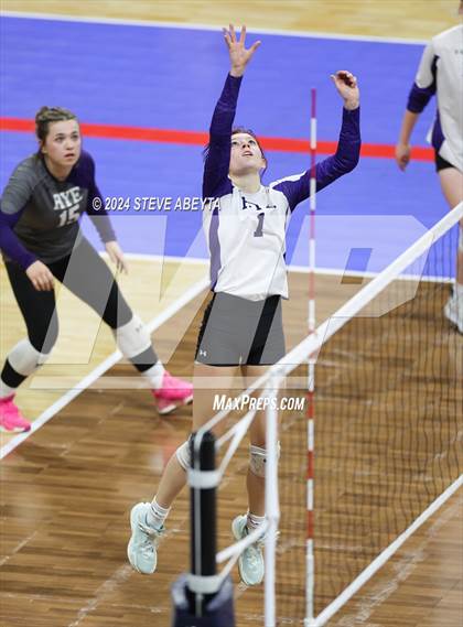 Thumbnail 2 in Rye vs. Vail Christian (CHSAA 2A 1st Round) photogallery.