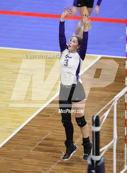 Thumbnail 3 in Rye vs. Vail Christian (CHSAA 2A 1st Round) photogallery.