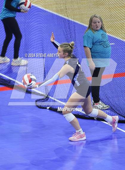 Thumbnail 1 in Rye vs. Vail Christian (CHSAA 2A 1st Round) photogallery.