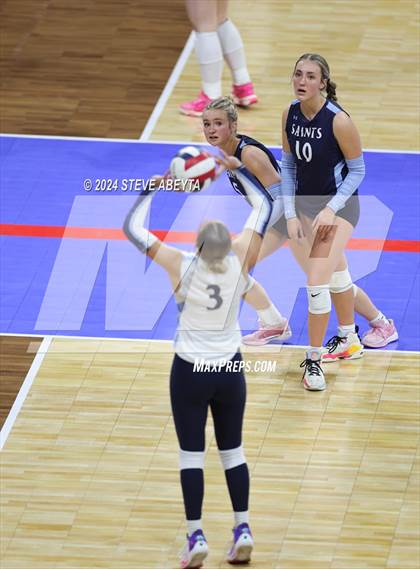 Thumbnail 1 in Rye vs. Vail Christian (CHSAA 2A 1st Round) photogallery.