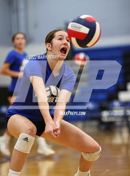 Thumbnail 1 in Riverside vs Lincoln photogallery.