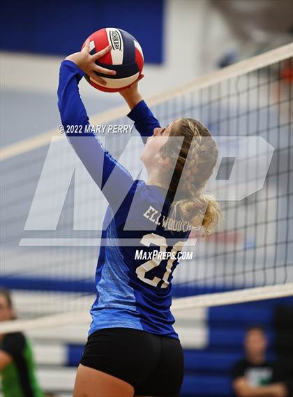 Thumbnail 2 in Riverside vs Lincoln photogallery.
