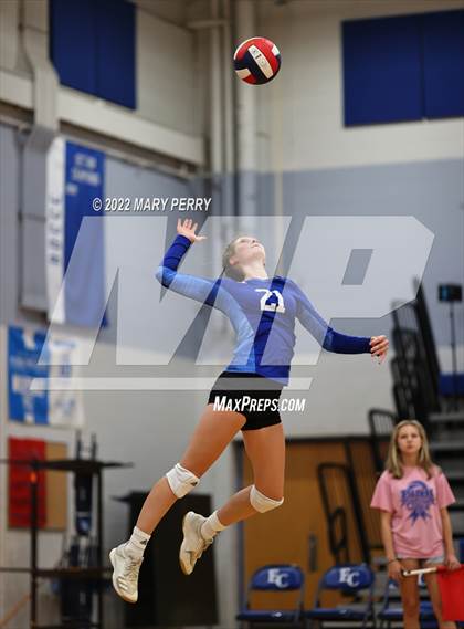 Thumbnail 1 in Riverside vs Lincoln photogallery.