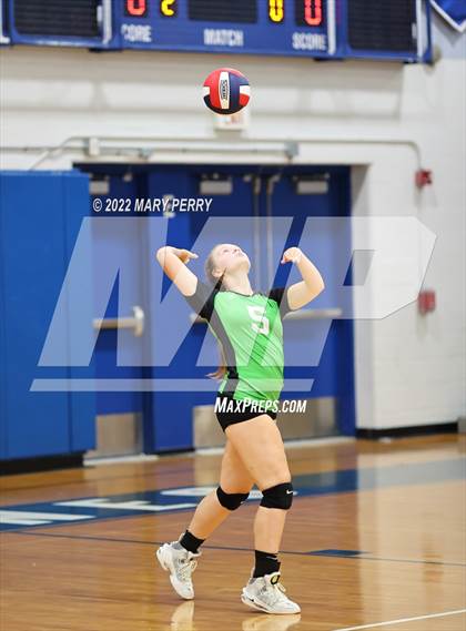 Thumbnail 3 in Riverside vs Lincoln photogallery.