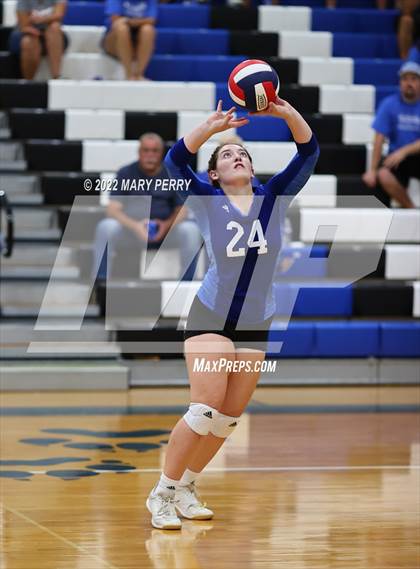 Thumbnail 3 in Riverside vs Lincoln photogallery.