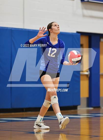 Thumbnail 2 in Riverside vs Lincoln photogallery.