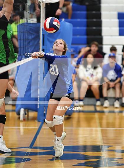 Thumbnail 2 in Riverside vs Lincoln photogallery.