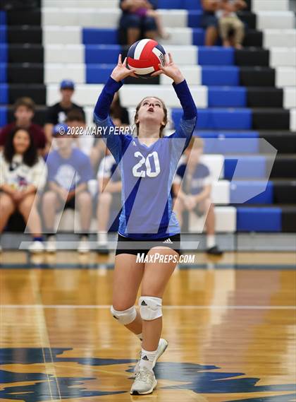 Thumbnail 3 in Riverside vs Lincoln photogallery.
