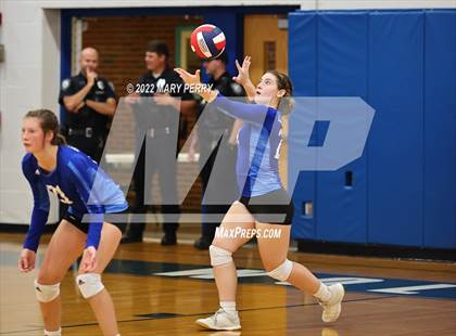 Thumbnail 2 in Riverside vs Lincoln photogallery.